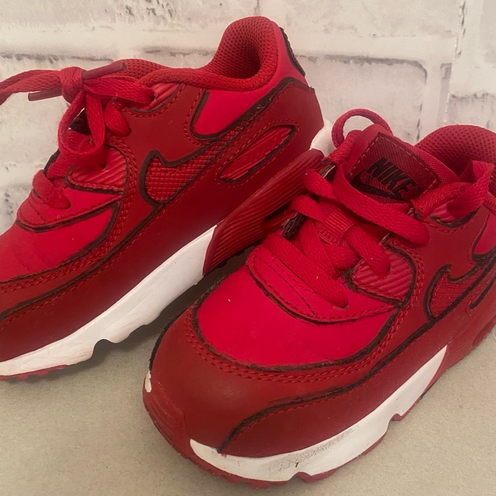Nike Red Air Max Sneakers with Classic Design